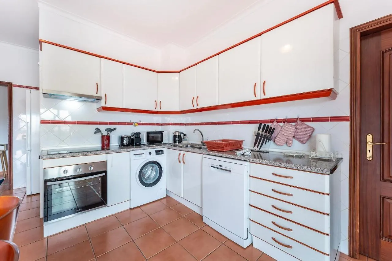 Peaceful 1 Bdr Apartment W/ Balcony By Lovelystay Almancil 0*,
