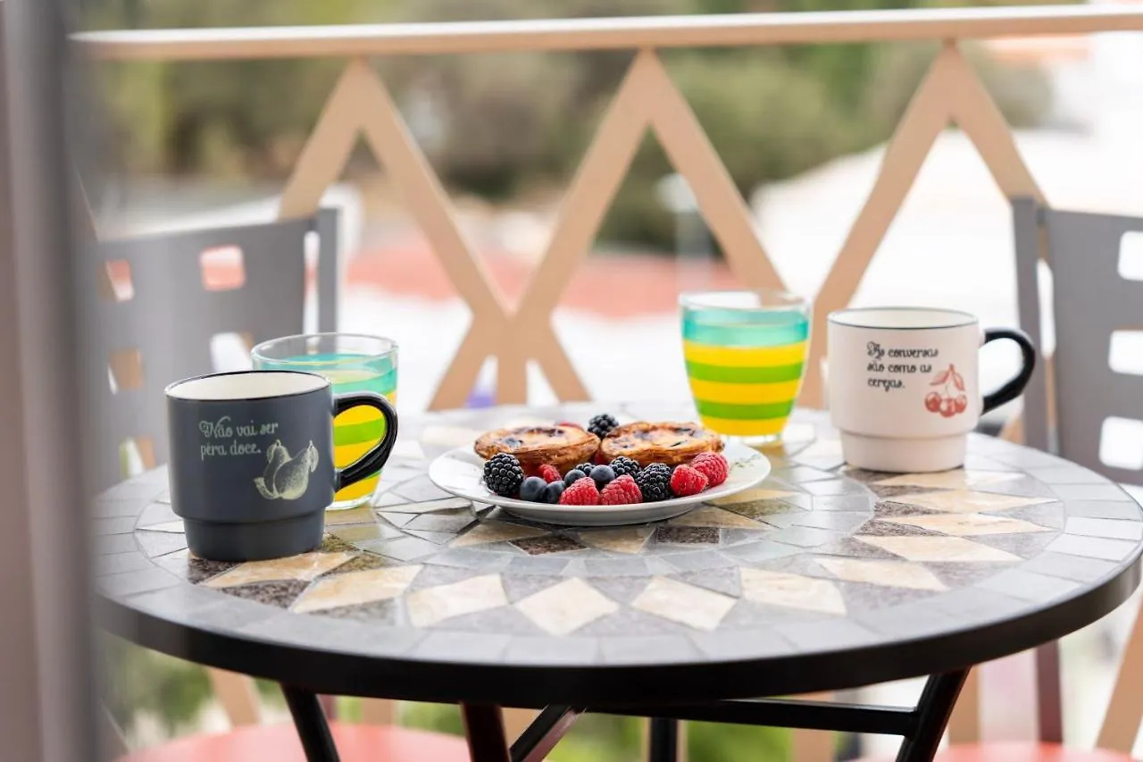 Peaceful 1 Bdr Apartment W/ Balcony By Lovelystay Almancil Portugal